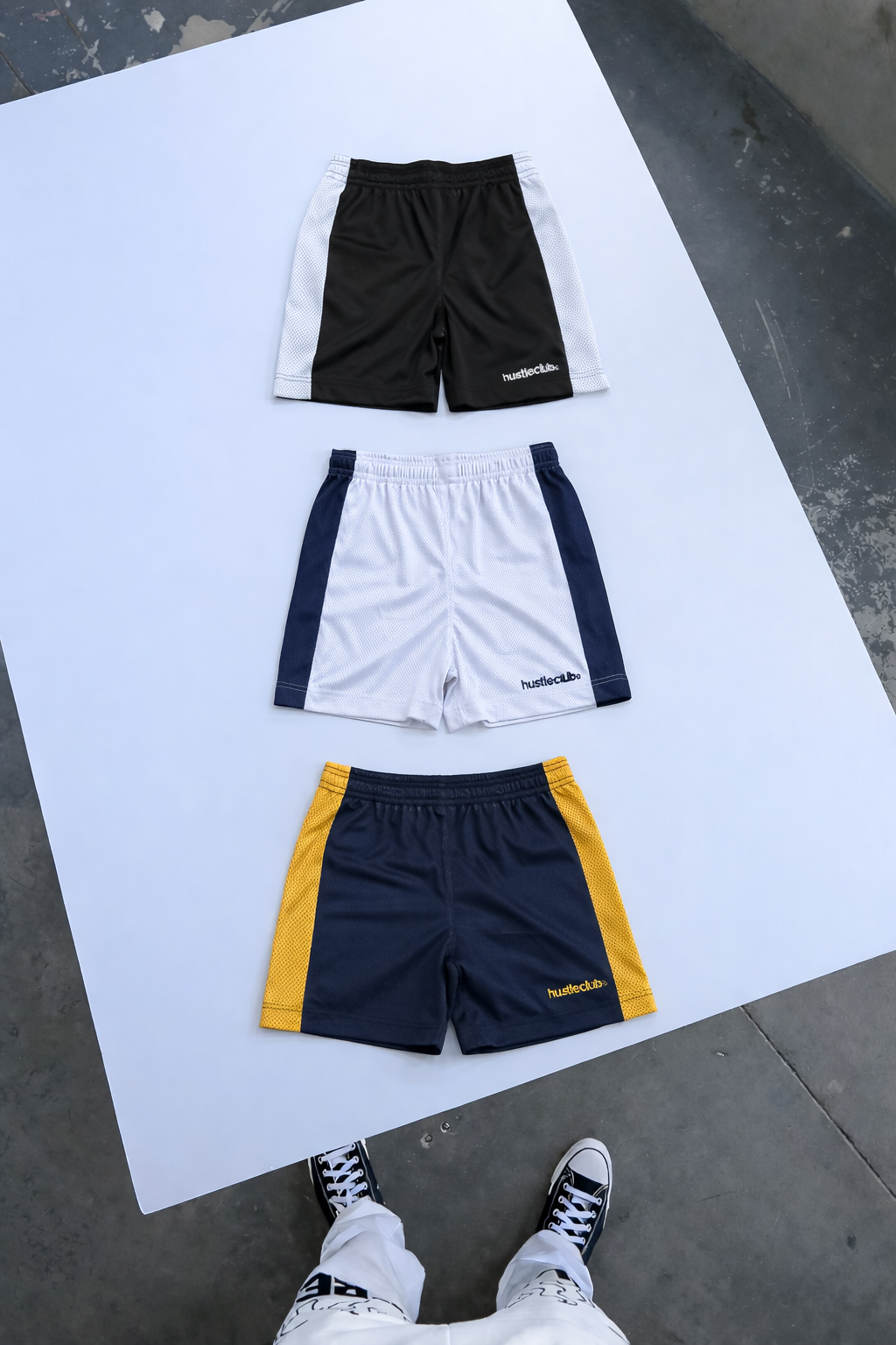 HUSTLE DAILY BLACK MESH SHORTS