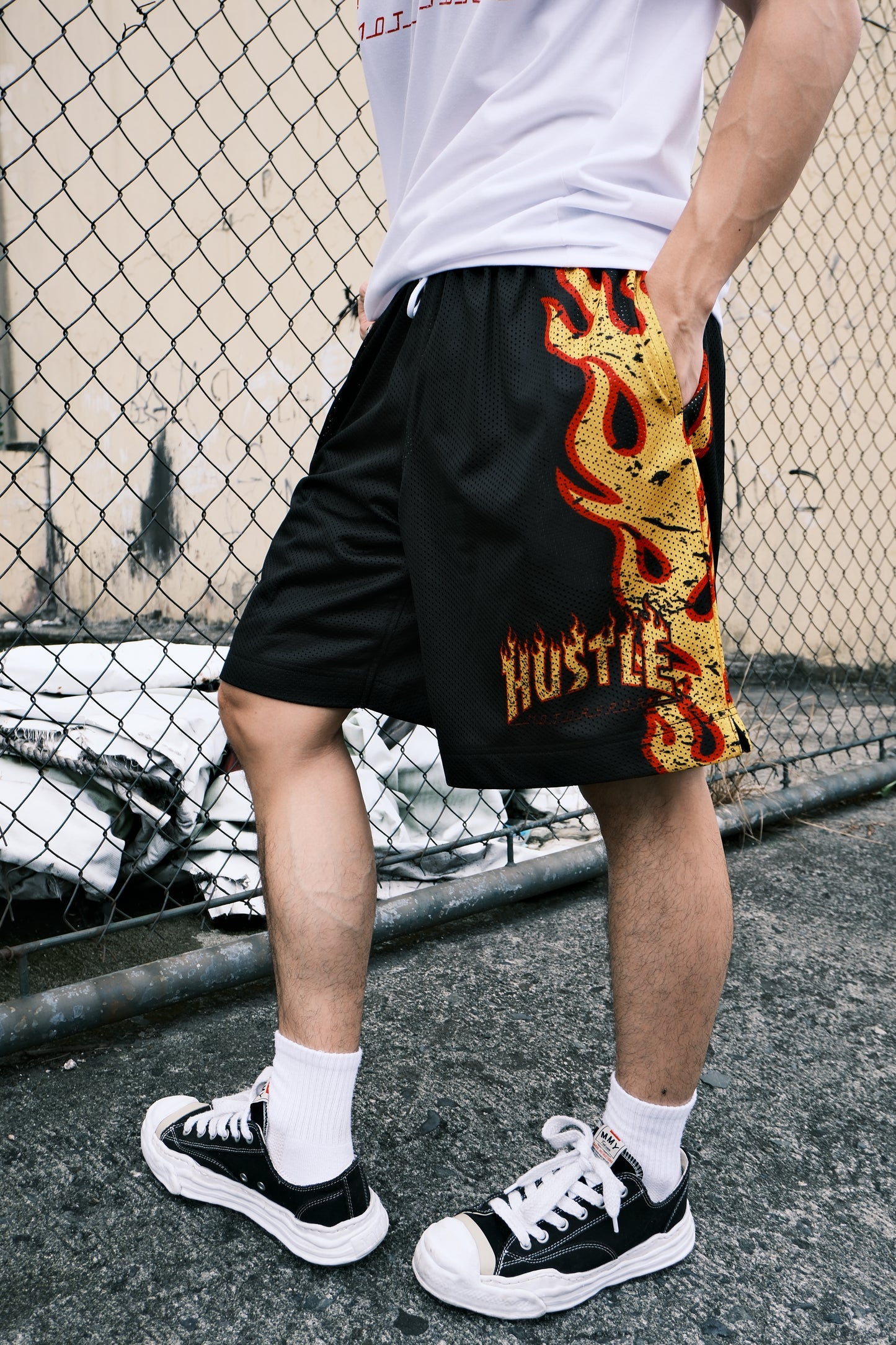 FLAME BLACK LONGLINE MESH SHORTS