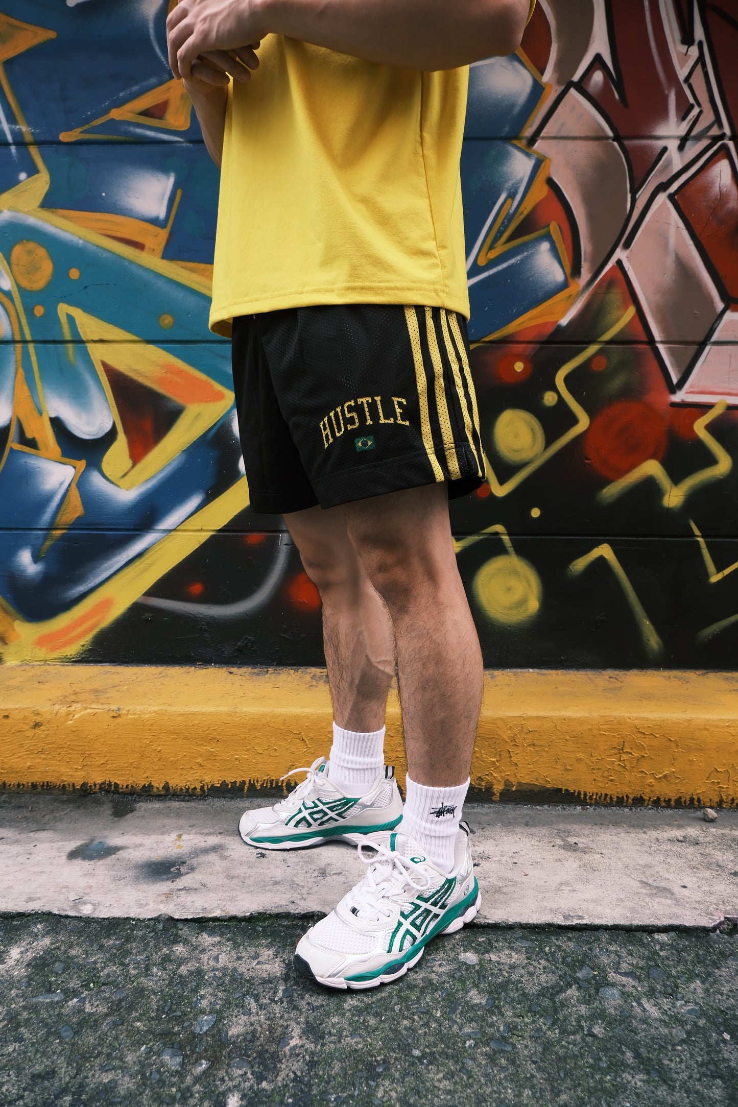BRAZIL ARCH MESH SHORTS REGULAR FIT (BLACK)
