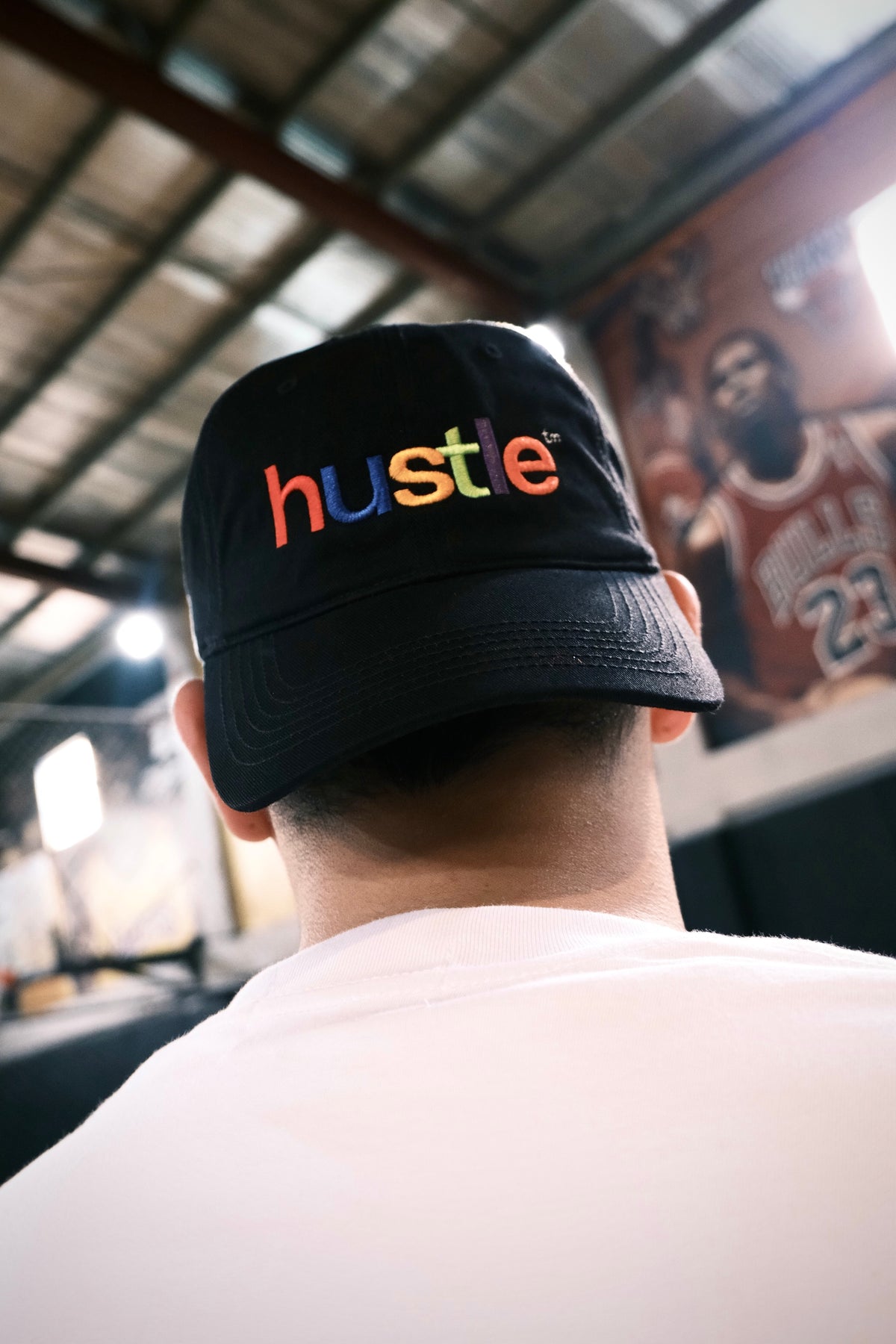 MULTICOLOR LOGO EMBRO DAD HAT