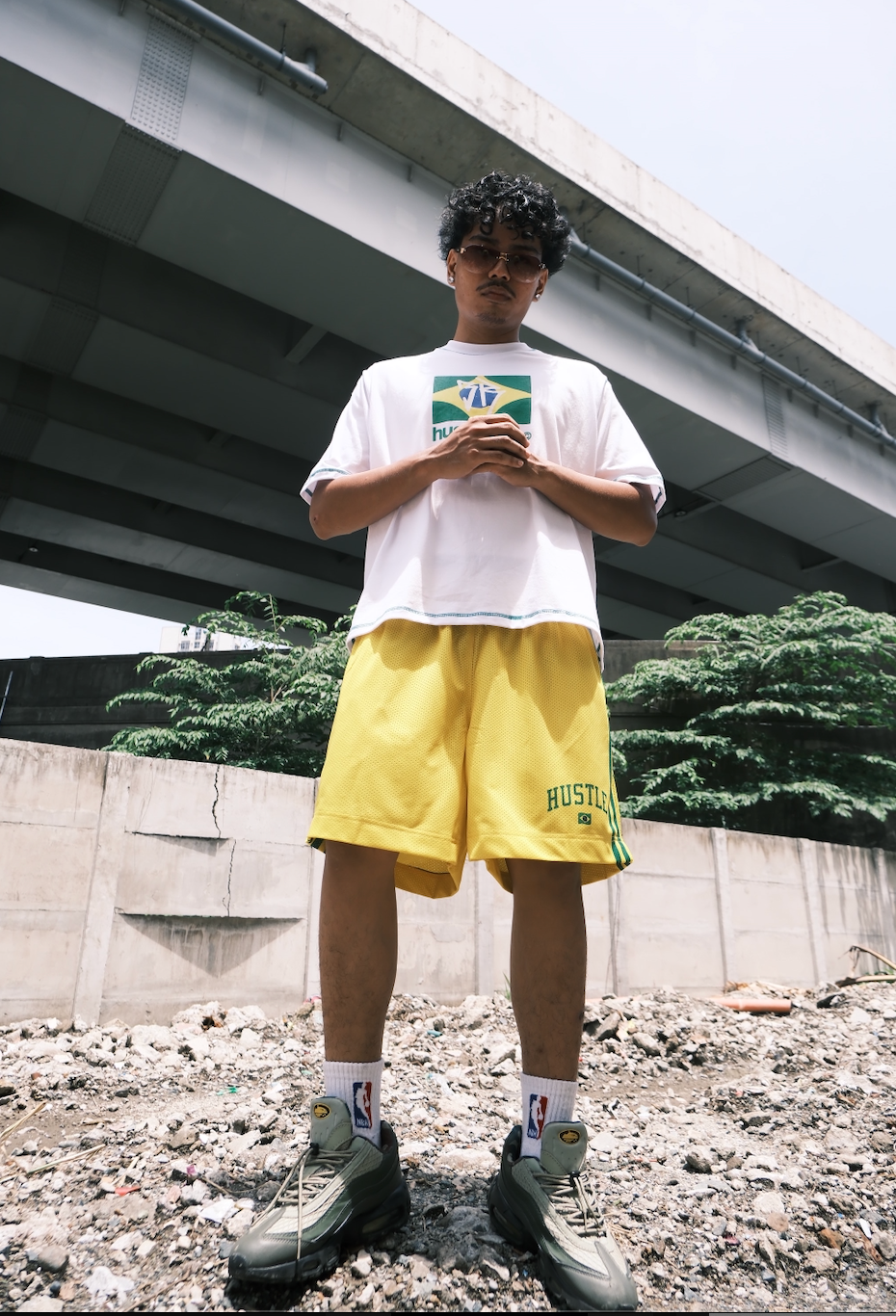 WHITE CONTRAST STITCH BOXY T-SHIRT
